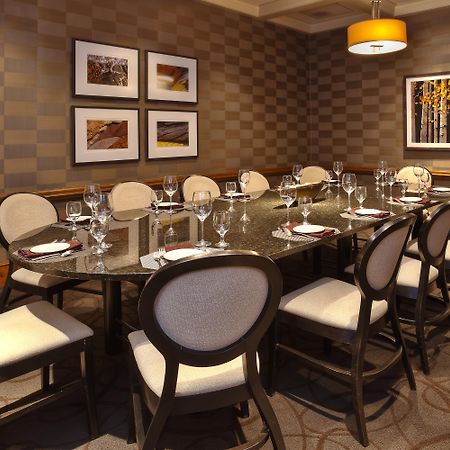 Crowne Plaza Lansing By Ihg Hotel Екстериор снимка