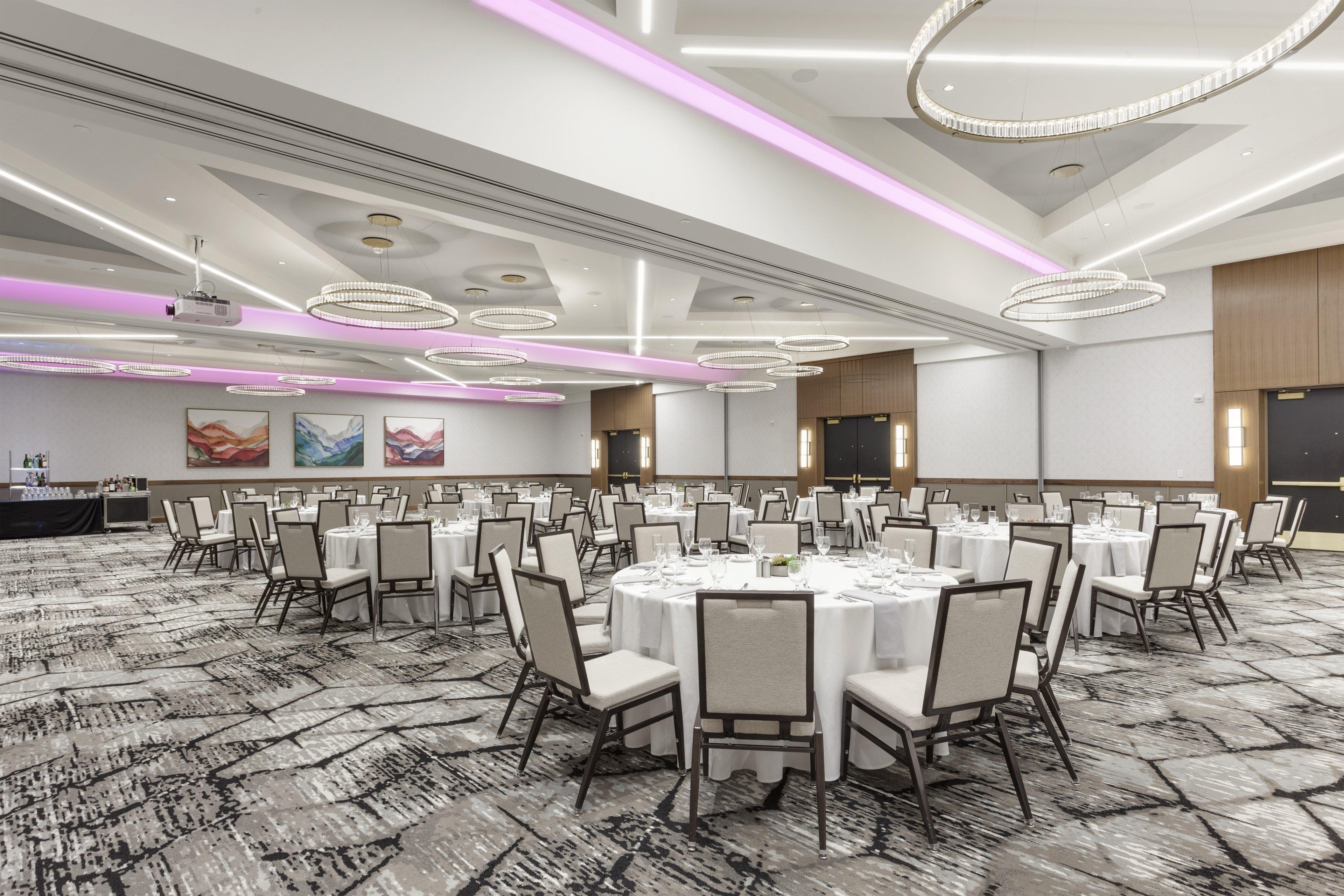 Crowne Plaza Lansing By Ihg Hotel Екстериор снимка