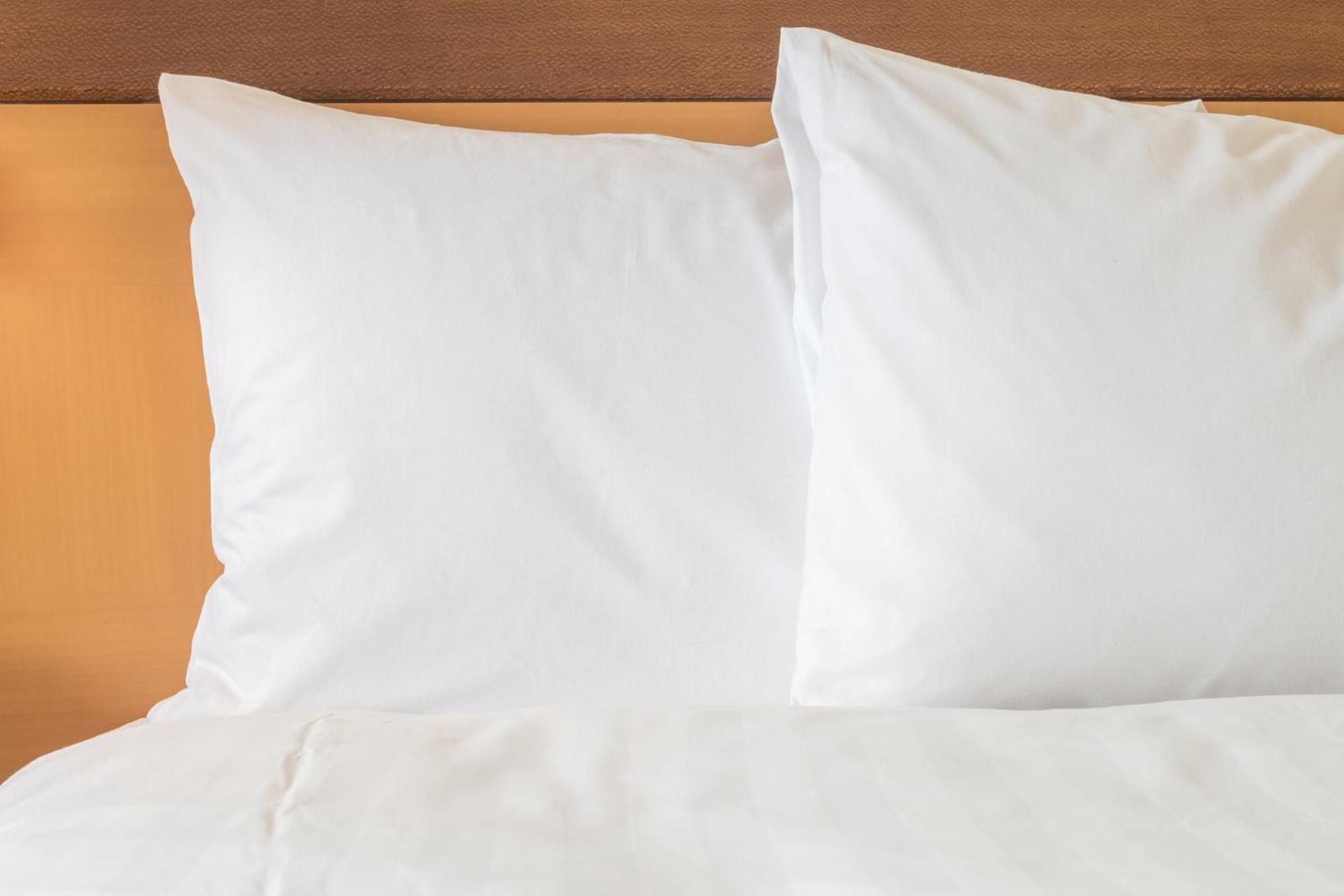 Crowne Plaza Lansing By Ihg Hotel Екстериор снимка